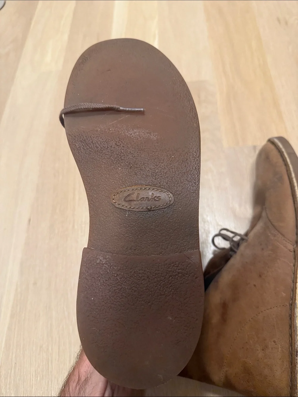 Clark’s Men's Brown Suede Chukka Boots - Classic Lace-Up Ankle Boots size 10.5